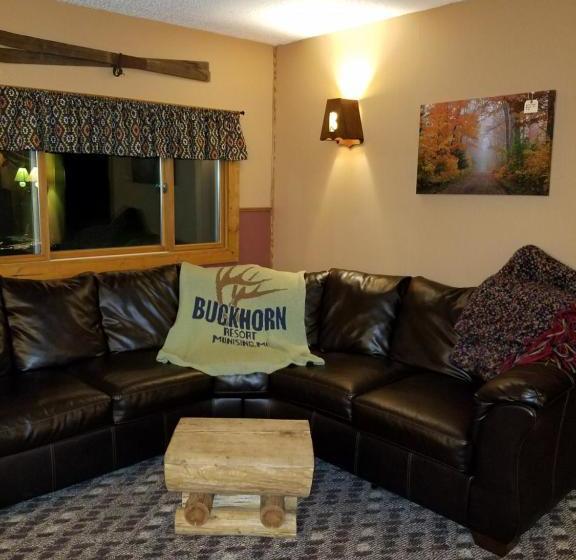 Мотель Buckhorn Resort