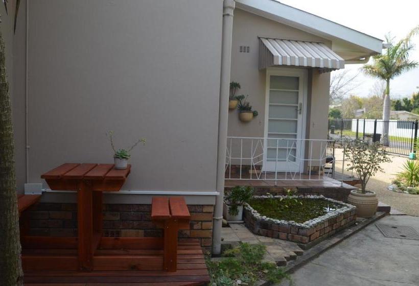 ペンション Anni Bos