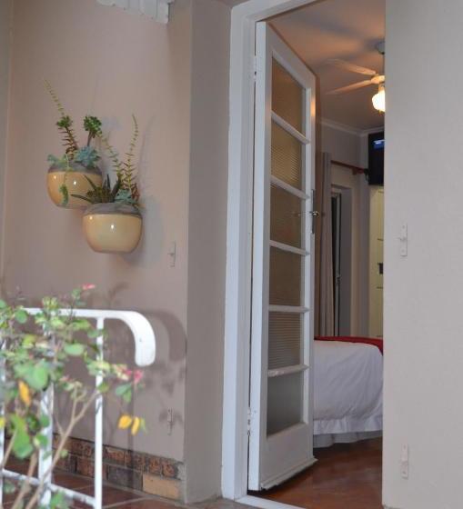 ペンション Anni Bos