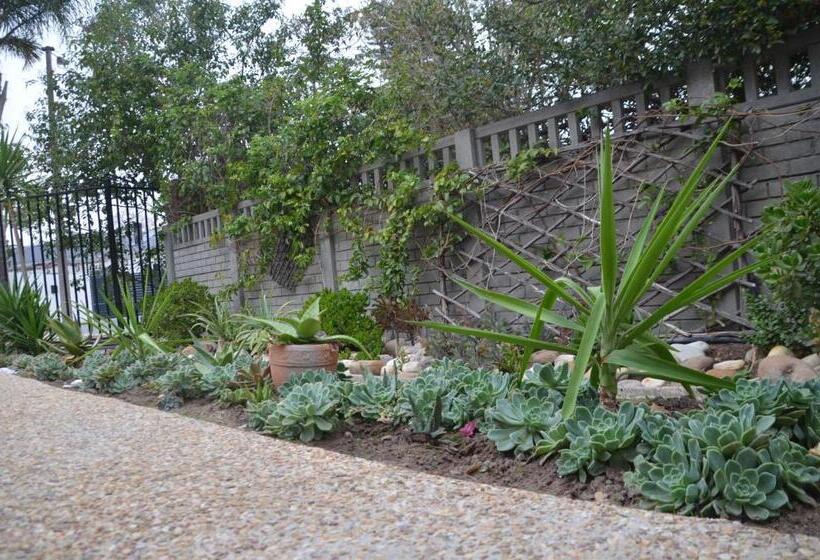 ペンション Anni Bos