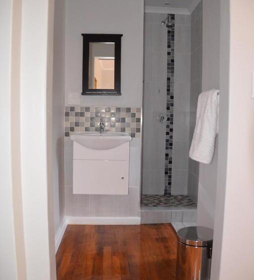 ペンション Anni Bos