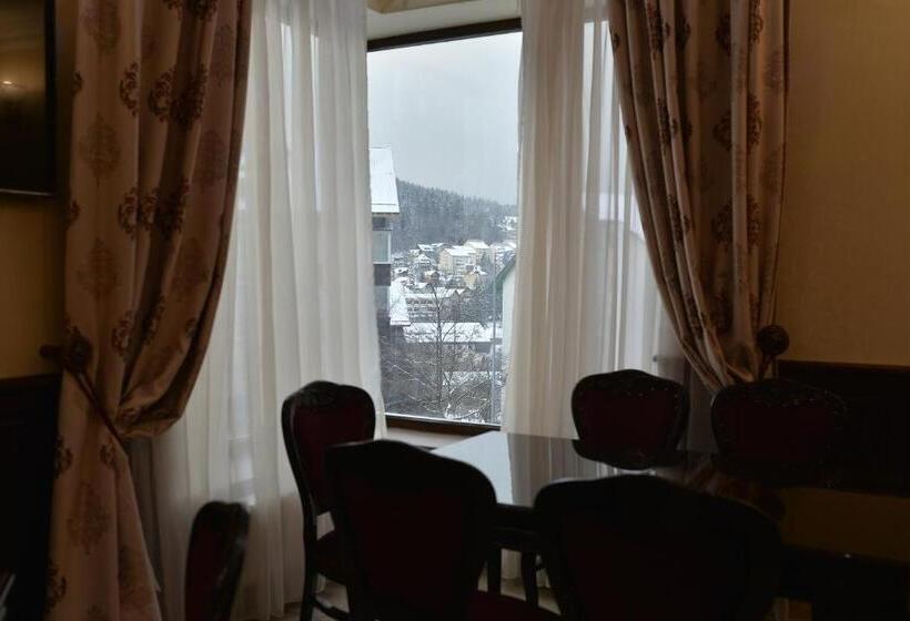 펜션 Edy's Royal Predeal