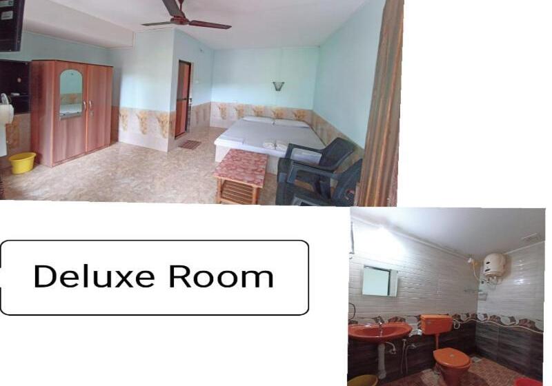 Pensió Leon Hide Out Guest House