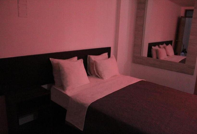 پانسیون Muchick