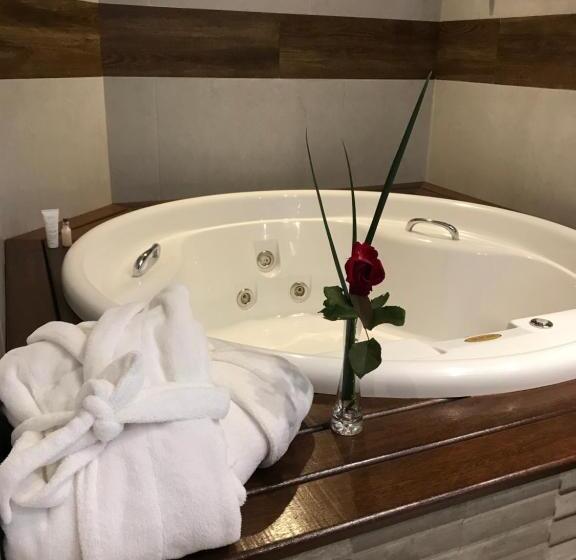 펜션 Pousada Déllis