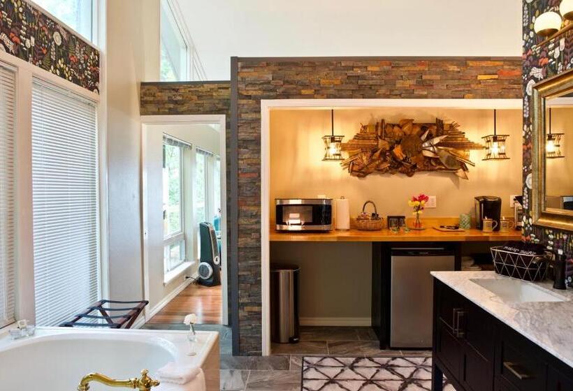 リゾートホテル Beaver Lake Cottages