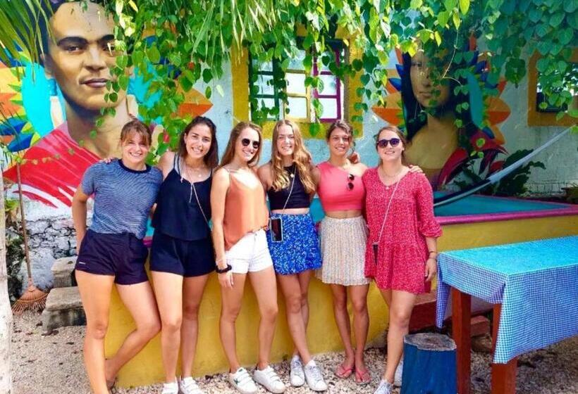 فندق صغير Hostal Guacamayas