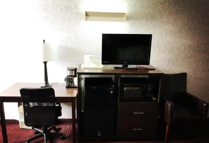 فندق Adirondack Efficiencies