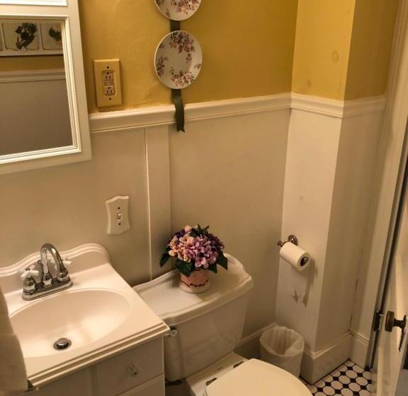 Penley House Bed & Breakfast