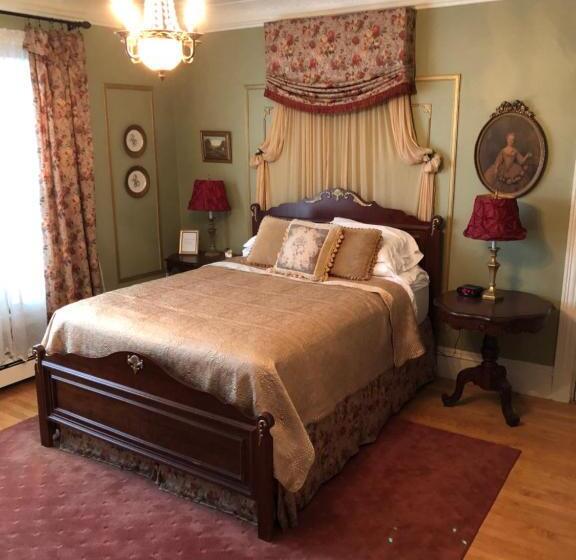 Penley House Bed & Breakfast