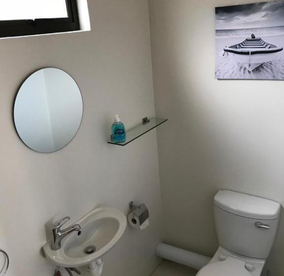 Пансион 10 On Beresford