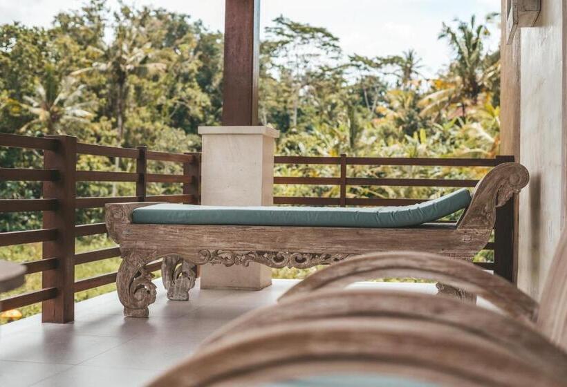 פנסיון Alamdhari Resort And Spa