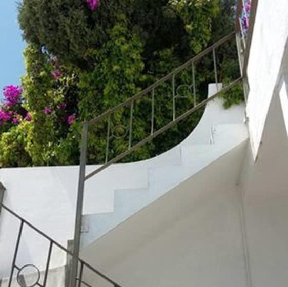 פנסיון Casa Mariel