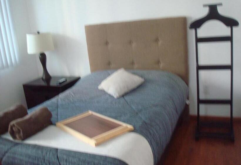 פנסיון Casa Mariel