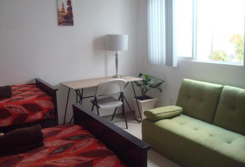 פנסיון Casa Mariel