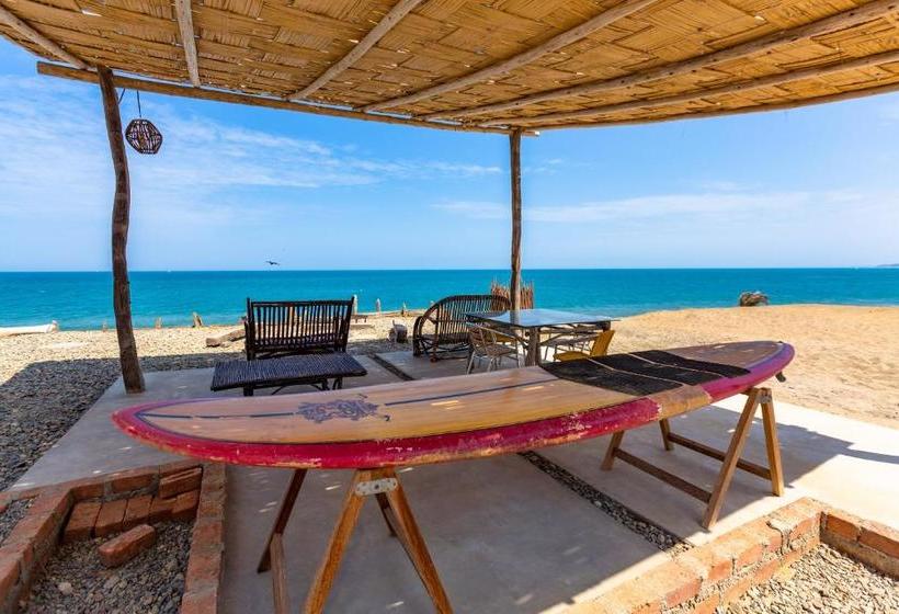 펜션 Pirámide Títi