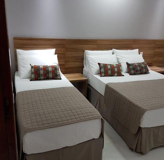 بنسيون Pousada La Portella