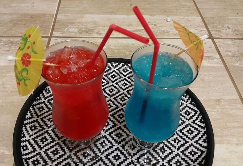 بنسيون The Three Countries Estate