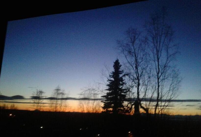 Alaska Chalet Bed & Breakfast