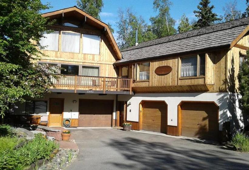 Alaska Chalet Bed & Breakfast