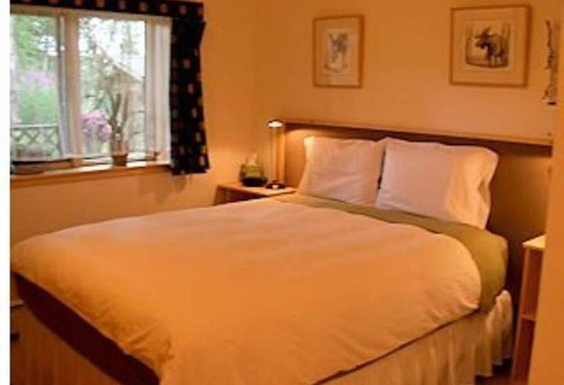 Alaska Chalet Bed & Breakfast