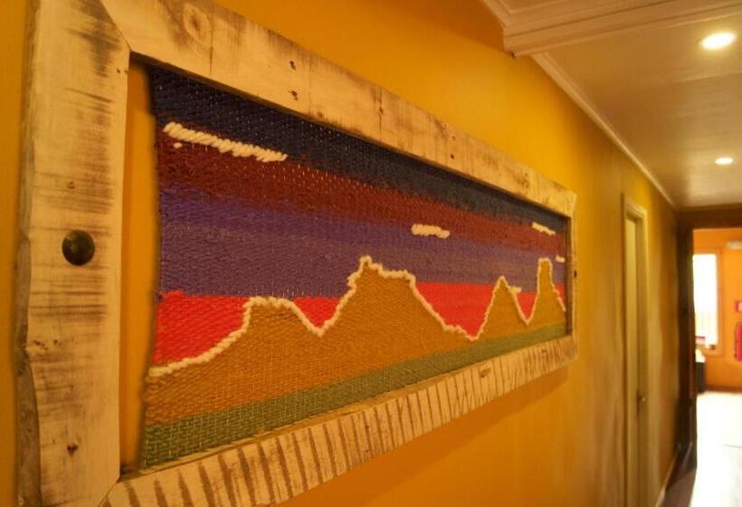 فندق صغير Puma House