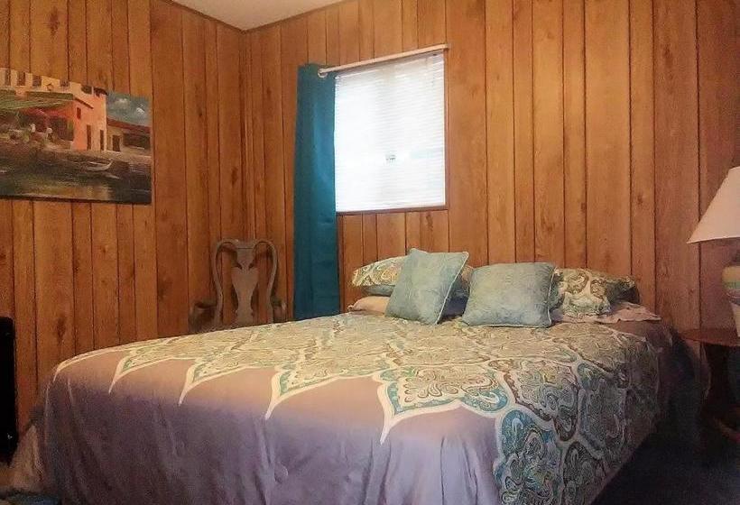 فندق صغير Wilsons On The Lake