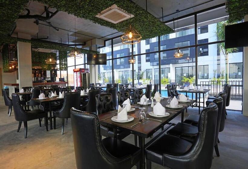 Eco Garden Residences