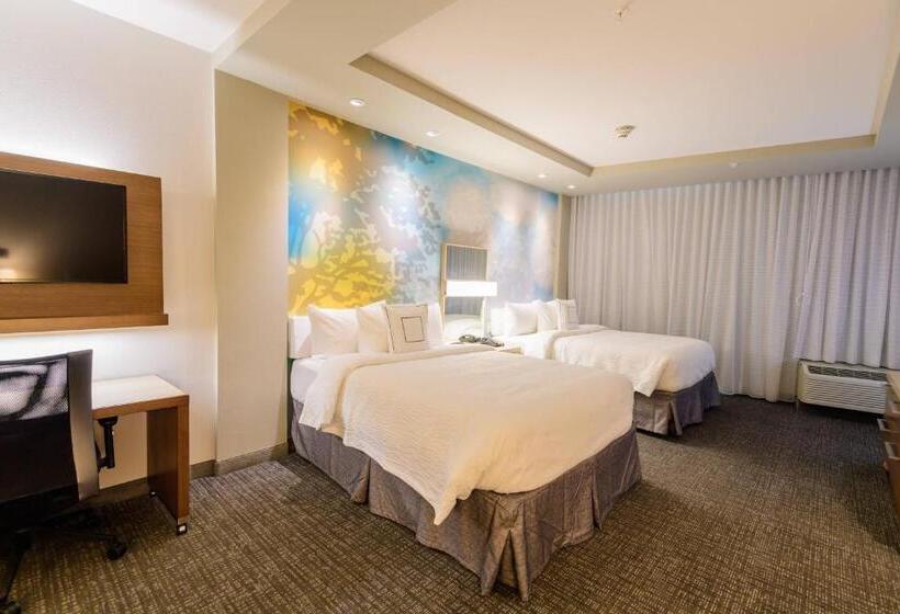 בית מלון כפרי Courtyard By Marriott Lake Jackson