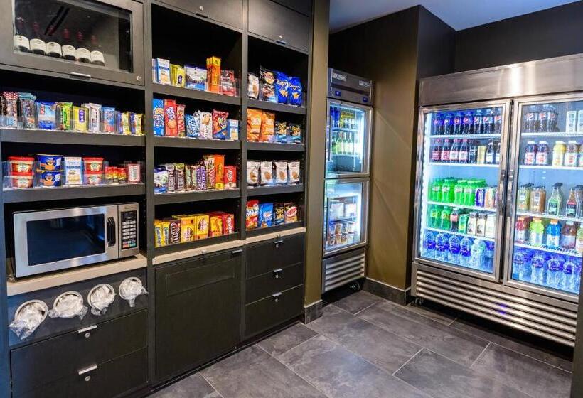 בית מלון כפרי Courtyard By Marriott Lake Jackson