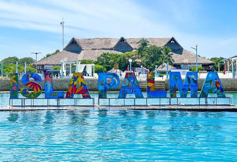 پانسیون Hostal Del Mar   Tolu