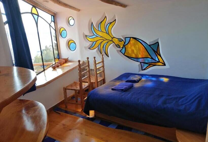 پانسیون Hostal Las Olas