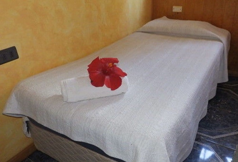 펜션 Hostal Marari   Hostel