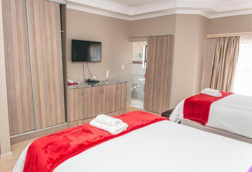 膳宿费 Khutso Boutique