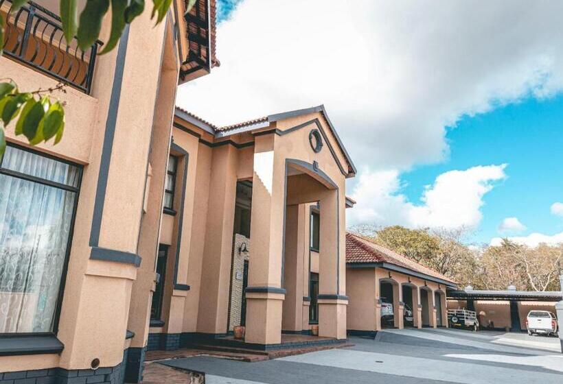 膳宿费 Khutso Boutique