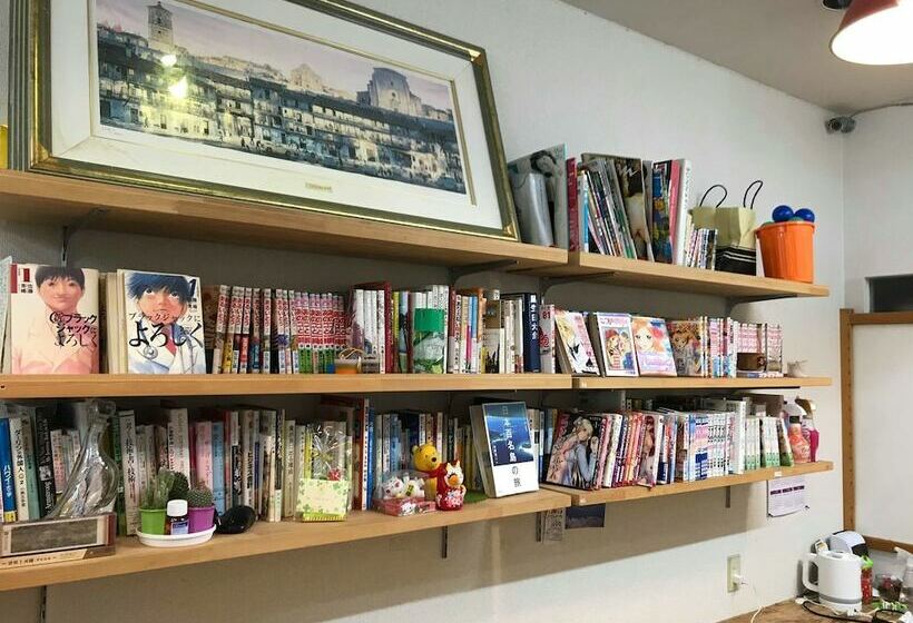 ペンション Kobe Net Cafe & Rental Space Nayuta   Hostel