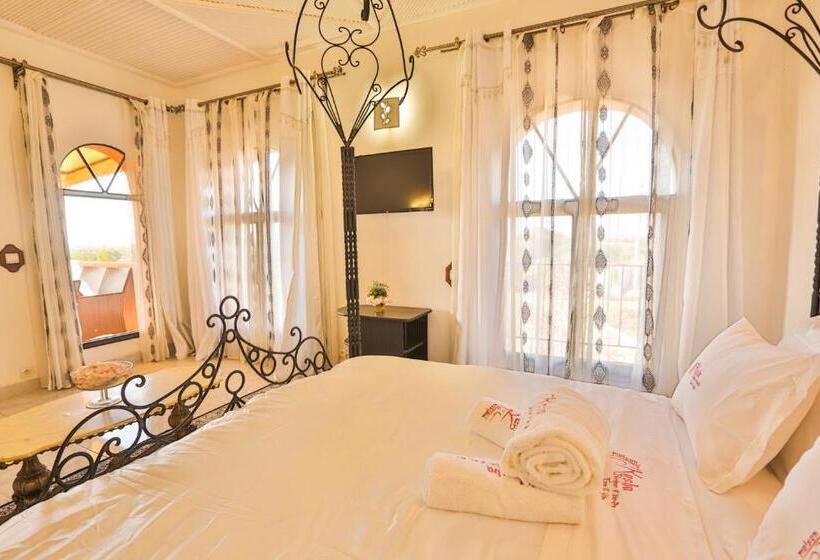 Пансион Maison Kasba Bonheur & Bien Etre Emma & Gilles