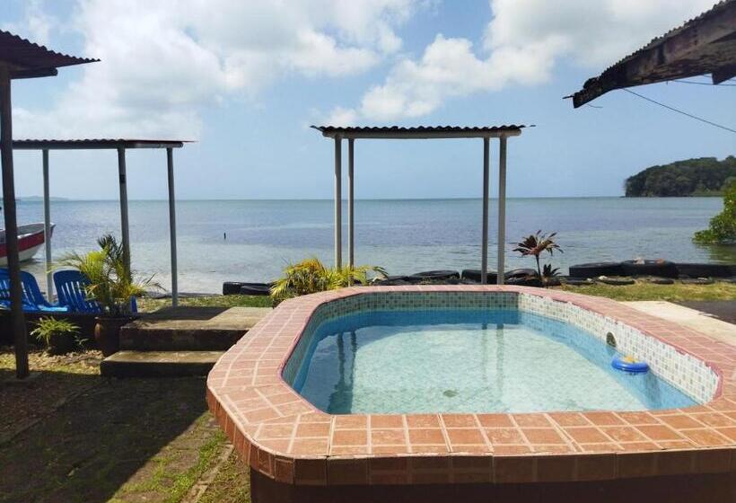 膳宿费 Ofiuras Hostal