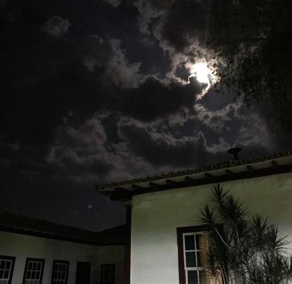 ペンション Pousada Travessia   Minas Gerais