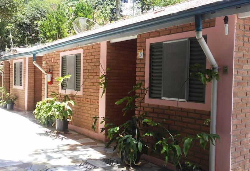 ペンション Pousada Vila Rica