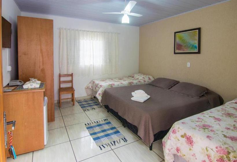 ペンション Pousada Vila Rica