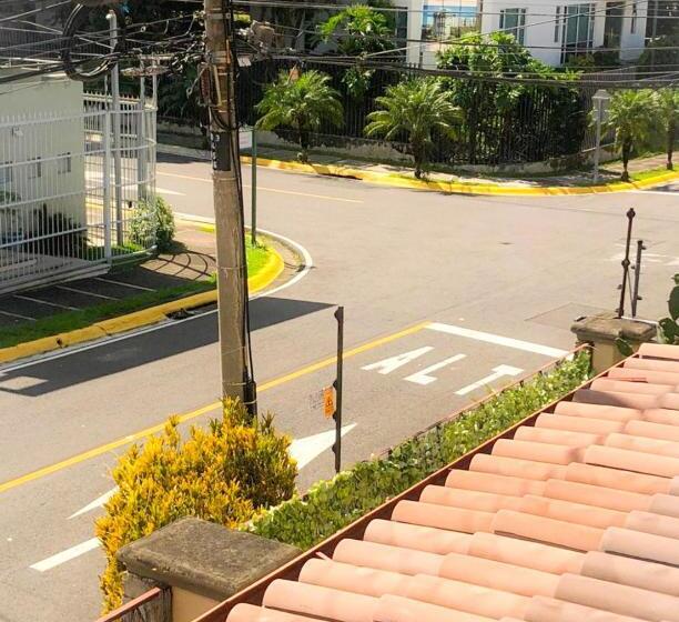 호스텔 Ester`s Place