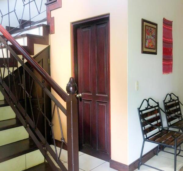 호스텔 Ester`s Place