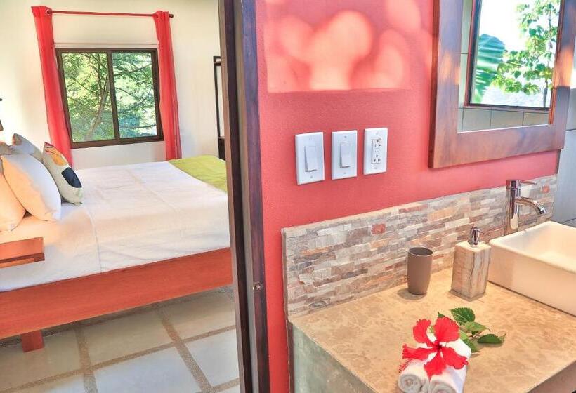 مبيت وإفطار Nature's Edge Boutique