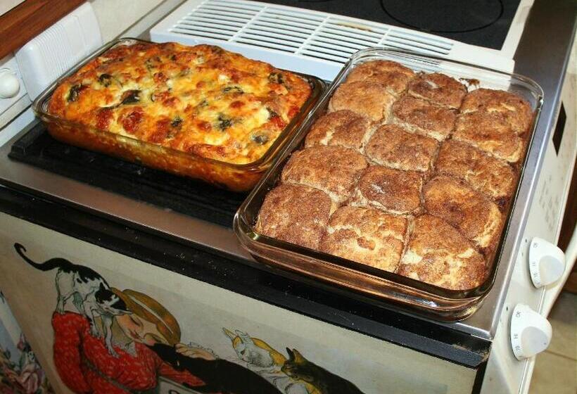 Heron Cay Lakeview Bed & Breakfast