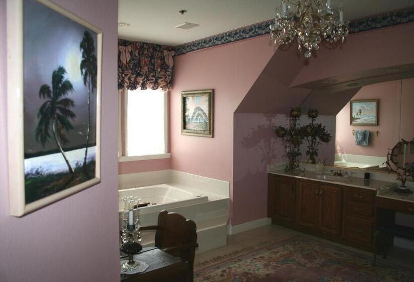 Heron Cay Lakeview Bed & Breakfast