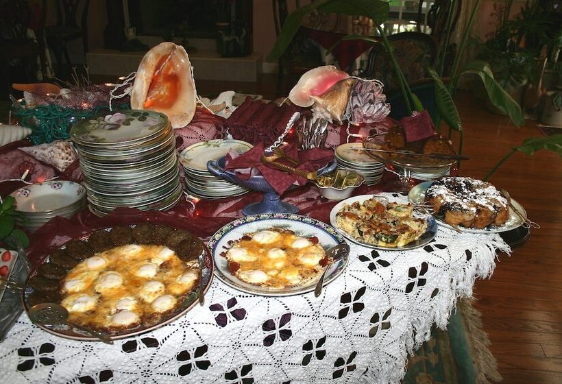 Heron Cay Lakeview Bed & Breakfast