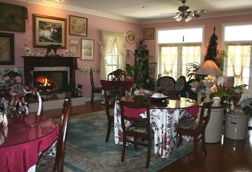 Heron Cay Lakeview Bed & Breakfast