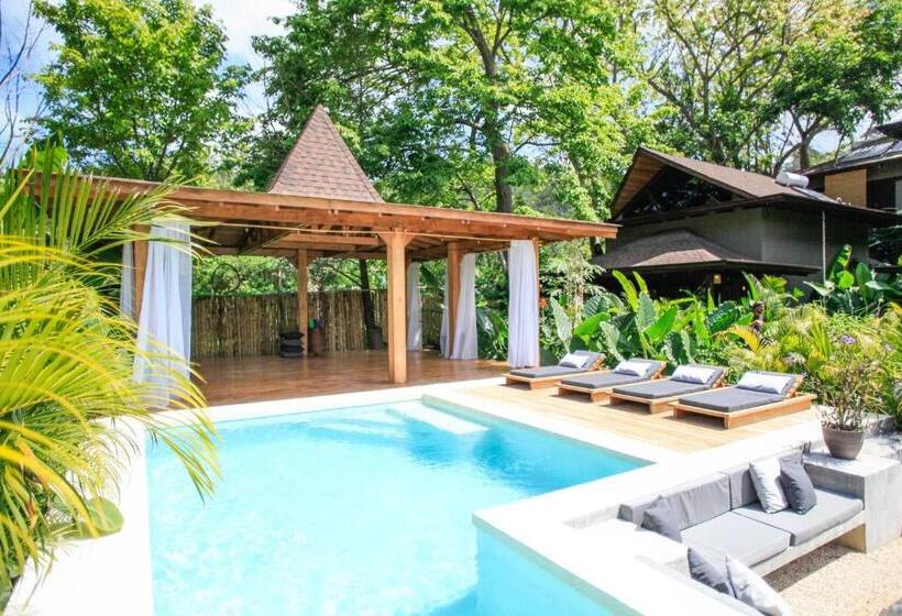 Lua Villas