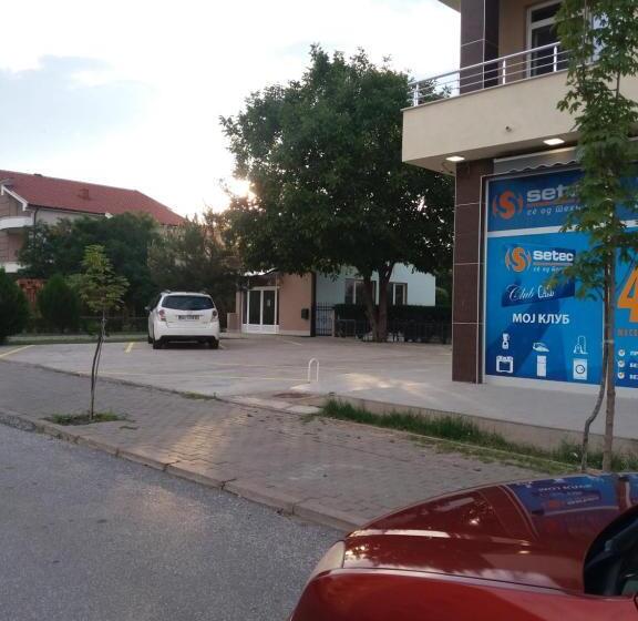 پانسیون Apartments Lotus